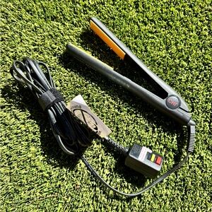 CHI 1 inch Ceramic Hair Straightener